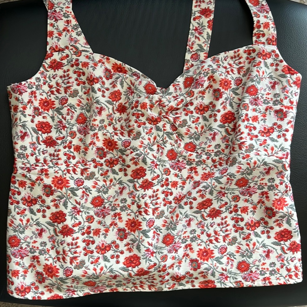 Abercrombie & Fitch floral crop top
